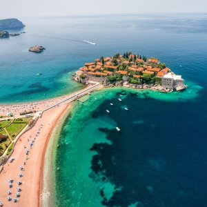 Sveti-Stefan-Montenegro-iStock_24640888_LARGE-2