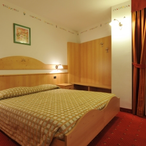 Double room TIROLIA