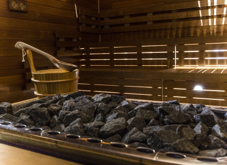hotel-besenova_sauna2_24676968551_o