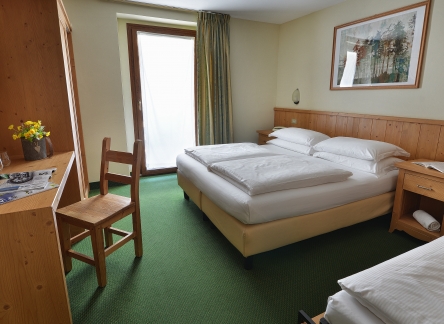 Hotel Loredana - Livigno - Camera Tripla Standard (6)