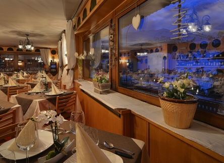Hotel Loredana - Livigno - Ristorante (10)