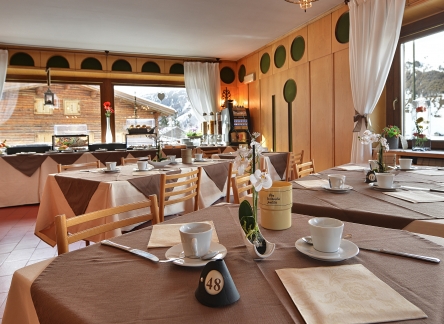 Hotel Loredana - Livigno - Ristorante (22)