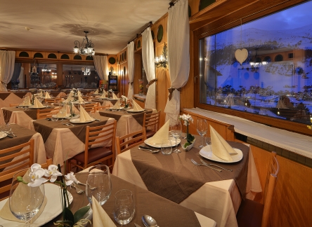 Hotel Loredana - Livigno - Ristorante (9)