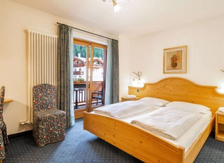 Comfort-hotel-salvan-web-11_1920x1100-550x403