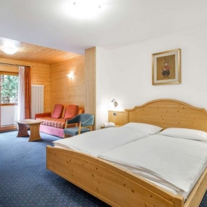 Junior-suite-hotel-salvan-web-17_1920x1100-550x403