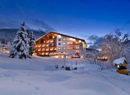 nockresort-hotel-bad-kleinkirchheim-winter-03
