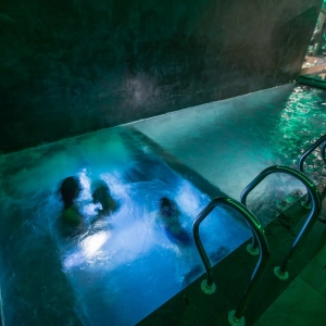 wellness-affitto-livigno-piscina1