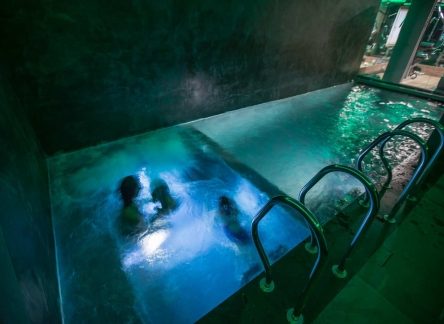 wellness-affitto-livigno-piscina1