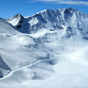 1280px-LesArcs