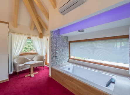 _MD26307-HDR-2
